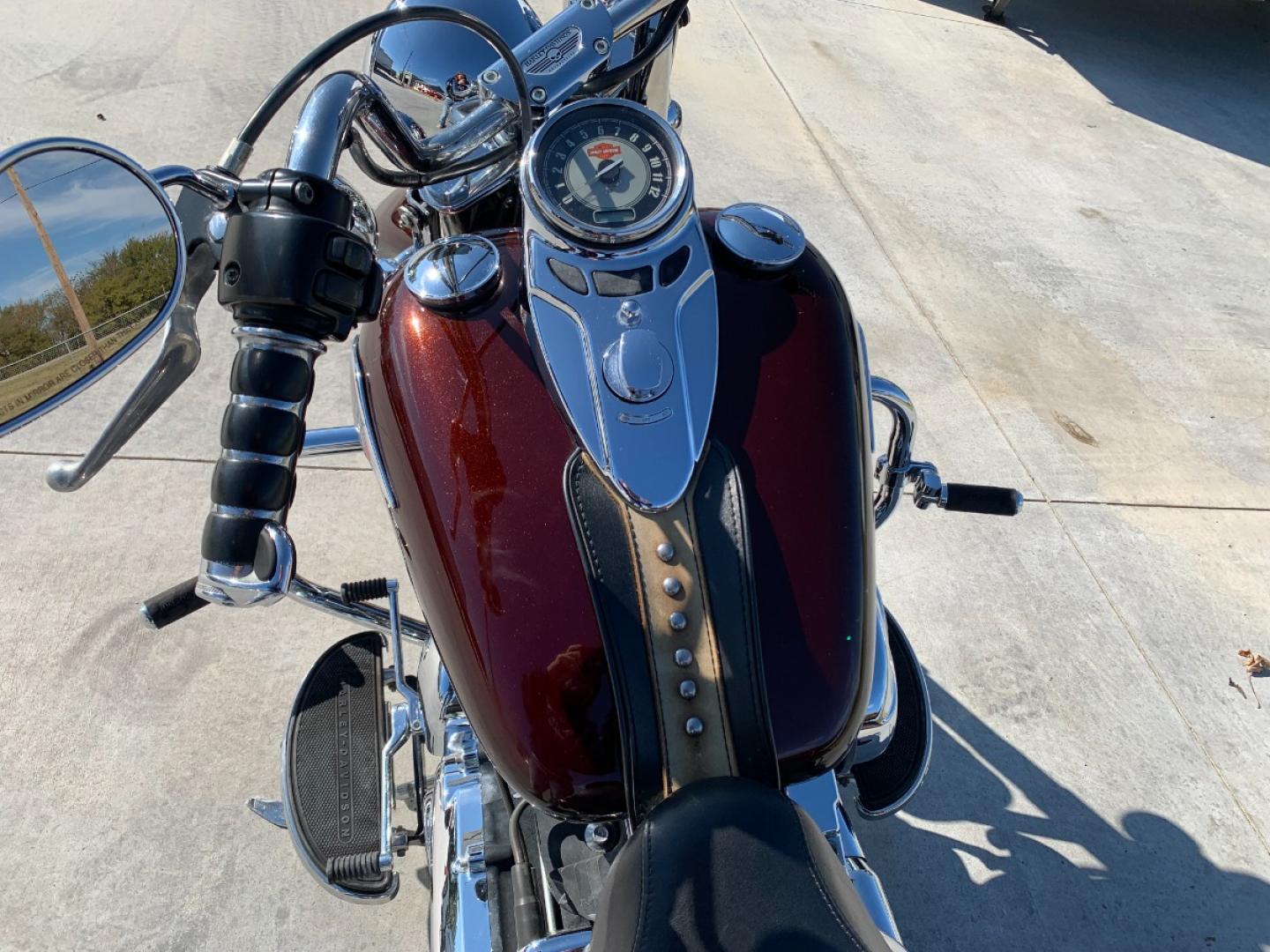 2009 PURPLE Harley-Davidson FLSTC - (1HD1BW5199Y) , located at 17760 HWY 62, MORRIS, 74445, 35.609104, -95.877060 - 2009 HARLEY- DAVIDSON FLSTC HERITAGE SOFTAIL 1584CC FEATURES CRUISE CONTROL, CHROME PASSING LAMPS, CHROME STAGGERED SHORTY EXHAUST WITH DUAL MUFFLERS, STUDDED LEATHER SADDLEBAGS, AND A FULL WINDSHIELD. A SMOOTH RIDE FOR LONG-RANGE TOURING COMFORT. IT RUNS GREAT !! ONLY 14,596 MILES. ** REBUILT TITLE - Photo#20