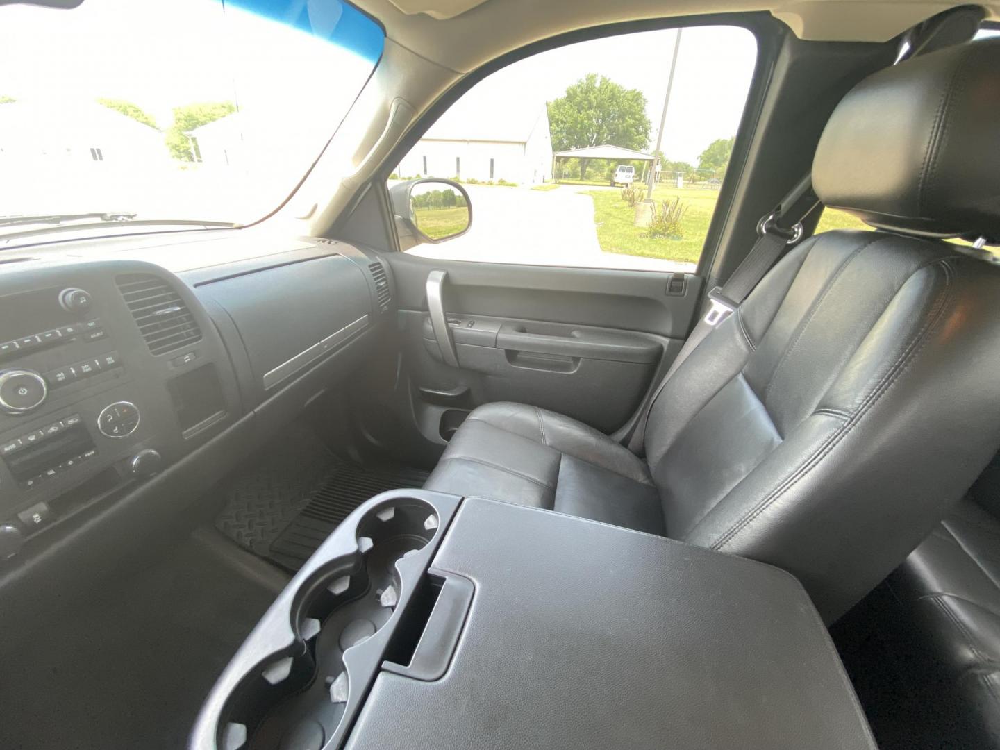 2012 BLUE /BLACK Chevrolet Silverado 1500 LT Ext. Cab 2WD (1GCRCSE07CZ) with an 5.3L V8 OHV 16V FFV engine, 6-Speed Automatic transmission, located at 17760 Hwy 62, Morris, OK, 74445, (918) 733-4887, 35.609104, -95.877060 - 2012 CHEVY SILVERADO IS A 5.3L V8, 6.5FT BED BI-FUEL TRUCK THAT RUNS ON BOTH GASOLINE OR CNG (COMPRESSED NATURAL GAS) FEATURES POWER LOCKS, POWER WINDOWS, POWER MIRRORS, POWER SEATS, AM/FM RADIO, CD PLAYER, BLUETOOTH, AUX PORT, USB PORT, LEATHER SEATS, MULTI-FUNCTION STEERING WHEEL CONTROLS, CRUISE - Photo#14