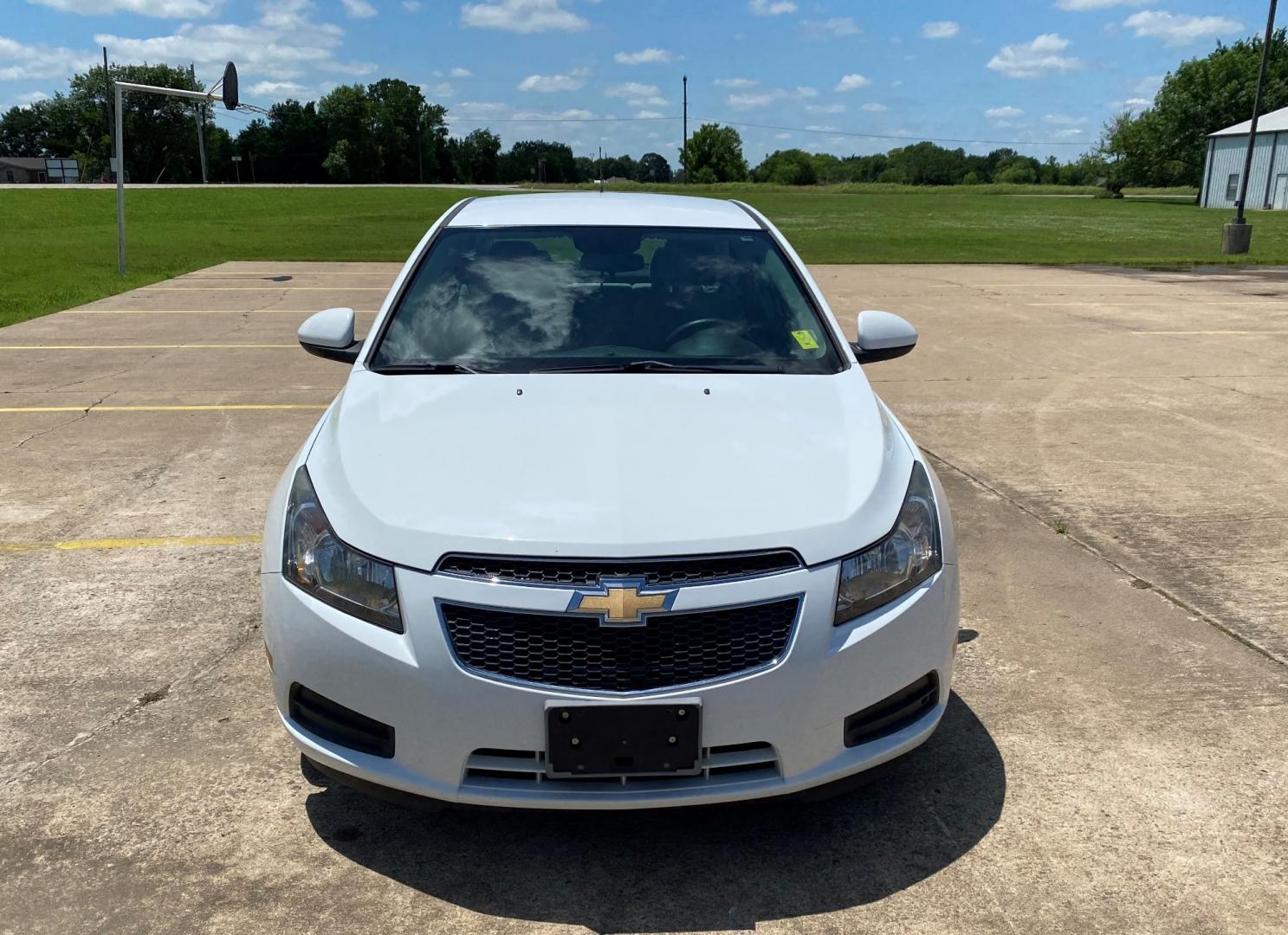 2014 White /GRAY Chevrolet Cruze ECO (1G1PK5SBXE7) with an 1.4L L4 DOHC 16V TURBO FFV engine, AUTOMATIC transmission, located at 17760 Hwy 62, Morris, OK, 74445, (918) 733-4887, 35.609104, -95.877060 - 2014 CHEVROLET CRUZE 1.4L L4 DOHC 16V TURBO FFV FWD, A BI-FUEL FUELING SYSTEM THAT RUNS ON CNG (COMPRESSED NATURAL GAS) OR GASOLINE. GREAT FOR YOUR EVERYDAY COMMUTE 42 MPG!!!!! THE CHEVROLET CRUZE FEATURES POWER LOCKS, POWER WINDOWS, POWER MIRRORS, MANUAL SEATS, CLOTH SEATS, AM/FM RADIO, CD PLAYER, - Photo#1