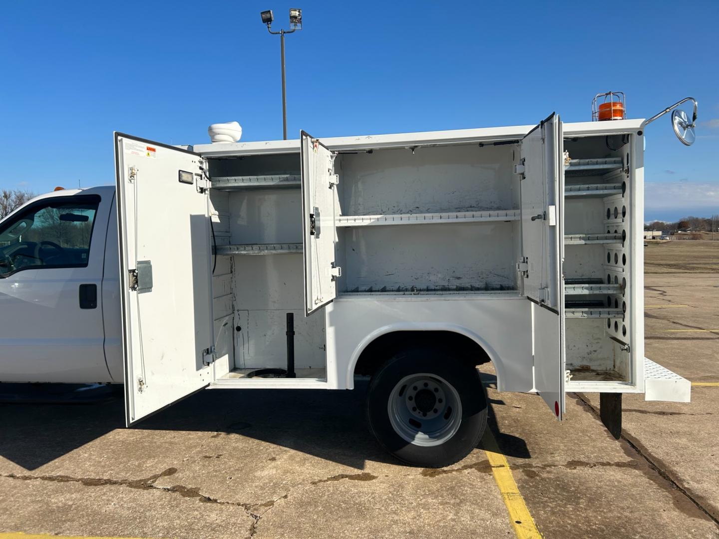 2012 White Ford F-350 SD XL DRW 2WD (1FDRF3G67CE) with an 6.2L V8 OHV 16V engine, 6-Speed Automatic transmission, located at 17760 Hwy 62, Morris, OK, 74445, (918) 733-4887, 35.609104, -95.877060 - Photo#15