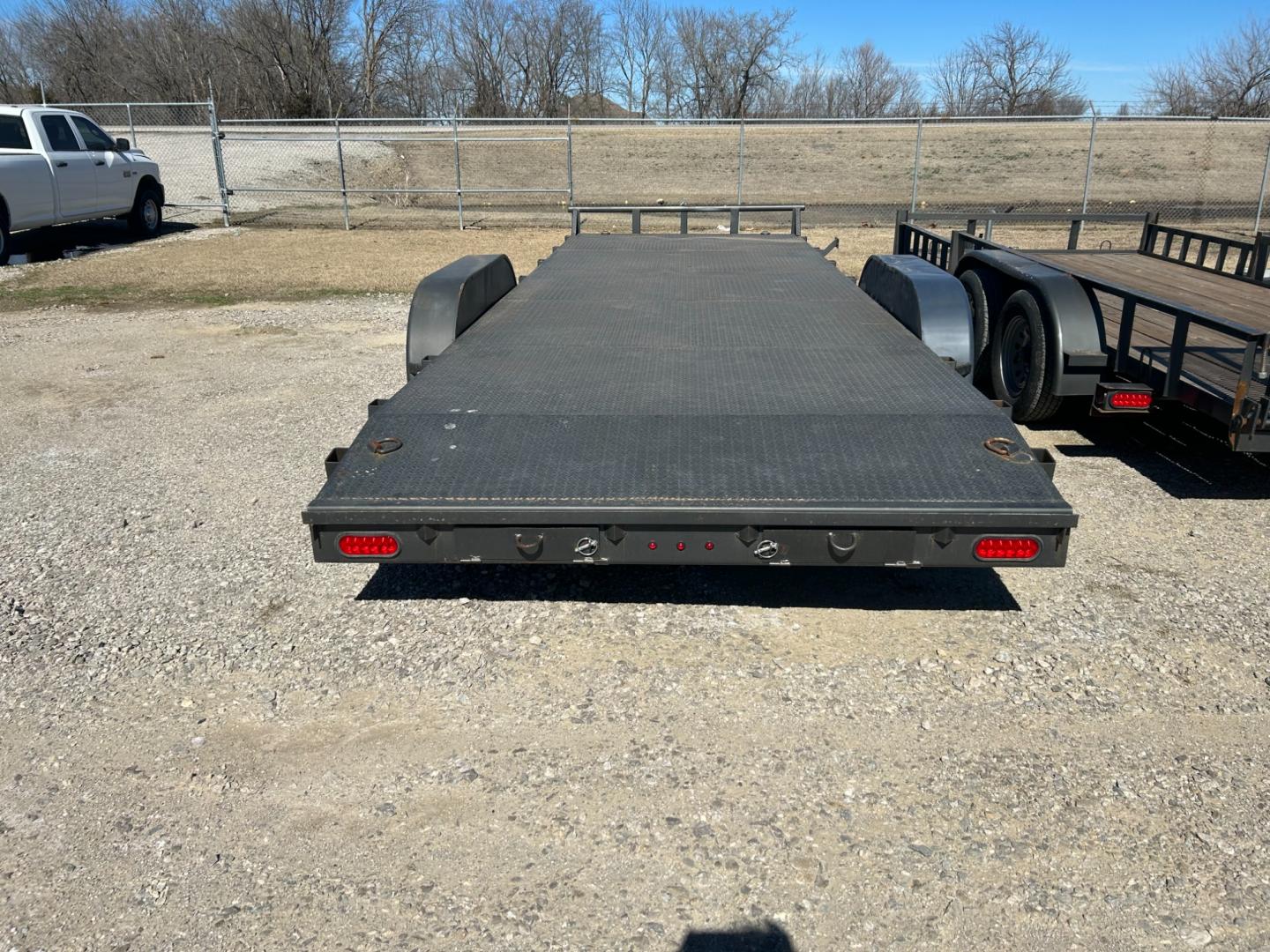 2021 BLACK CARDINAL UTLITY (4C91U2229MW) , located at 17760 Hwy 62, Morris, OK, 74445, 35.609104, -95.877060 - THE 2021 CARDINAL TRAILER MFG IS 22 FEET LONG. GREAT CONDITION. THERE WILL BE A SALES TAX INCLUDED. IF YOU HAVE A TAX EXEMPTION YOU WILL NEED TO BRING IN YOUR CARD TITLE IN HAND $6,000 CALL RUSS OR JONA AT 918-733-4887 - Photo#2