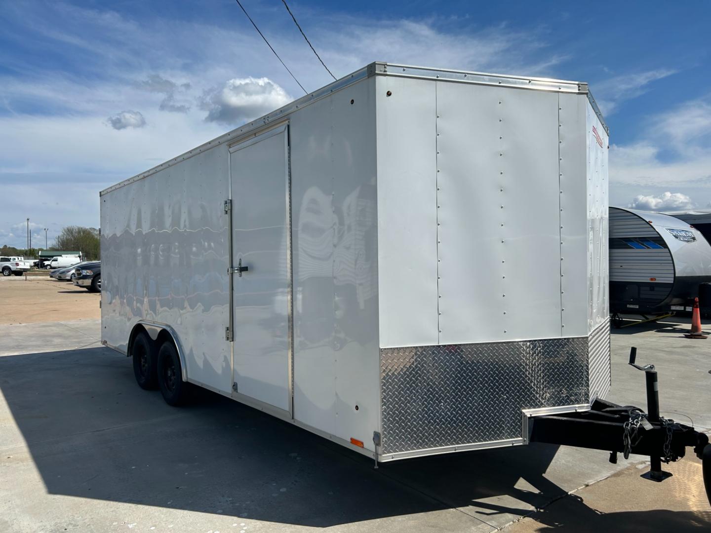 2019 White COMMANDER ENCLOSED TRAILER (53BBTEB28KA) , located at 17760 Hwy 62, Morris, OK, 74445, 35.609104, -95.877060 - 2019 COMMANDE ENCLOSED UTILTITY TRAILER 20X8 $8,880 CALL RUSS OR JONA AT 918-733-4887 - Photo#0