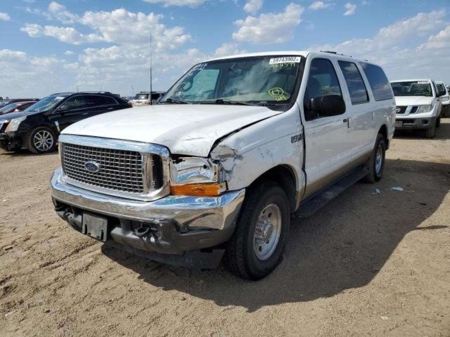 2000 White Ford Excursion XLT 2WD (1FMNU40L4YE) with an 5.4L V8 SOHC 16V engine, 4-Speed Automatic Overdrive transmission, located at 17760 Hwy 62, Morris, OK, 74445, (918) 733-4887, 35.609104, -95.877060 - 2000 FORD EXCURSION IS 5.4L V8 RWD FEATURING POWER LOCKS, POWER WINDOWS, POWER SEATS, POWER MIRRORS, AM/FM STEREO, CD PLAYER, CASSETTE PLAYER, 6 DISC COMPACT MAGAZINE, REAR CLIMATE CONTROL, CRUISE CONTROL, 3RD ROW SEATING. PRIMEWELL VALERA HT LT265/75R16 TIRES. 120,884 MILES WITH A REBUILT TITLE DUE - Photo#27