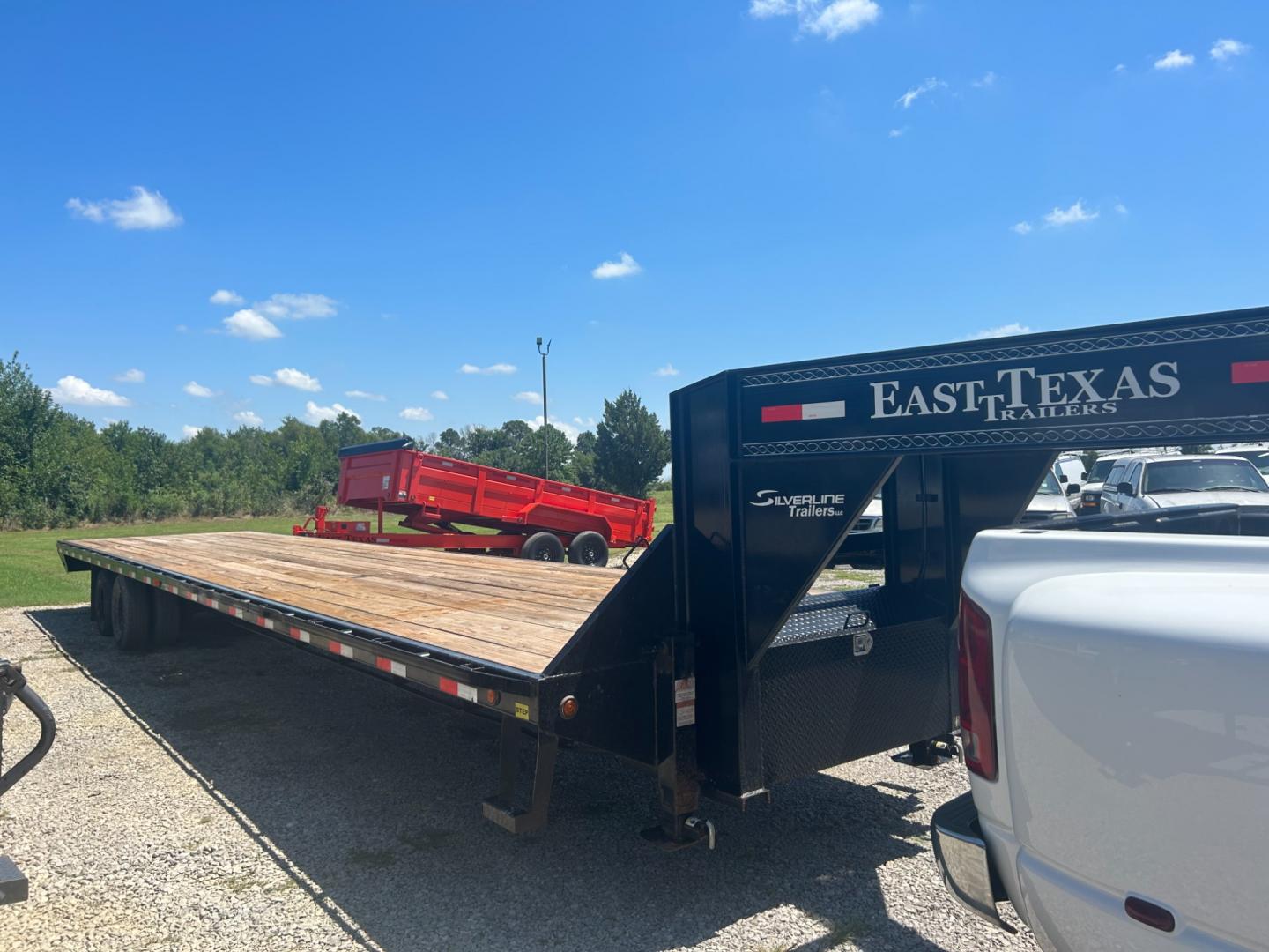 2022 BLACK EAST TEXAS TRAILER GOOSENECK (58SGF4020NE) , located at 17760 Hwy 62, Morris, OK, 74445, 35.609104, -95.877060 - Photo#0