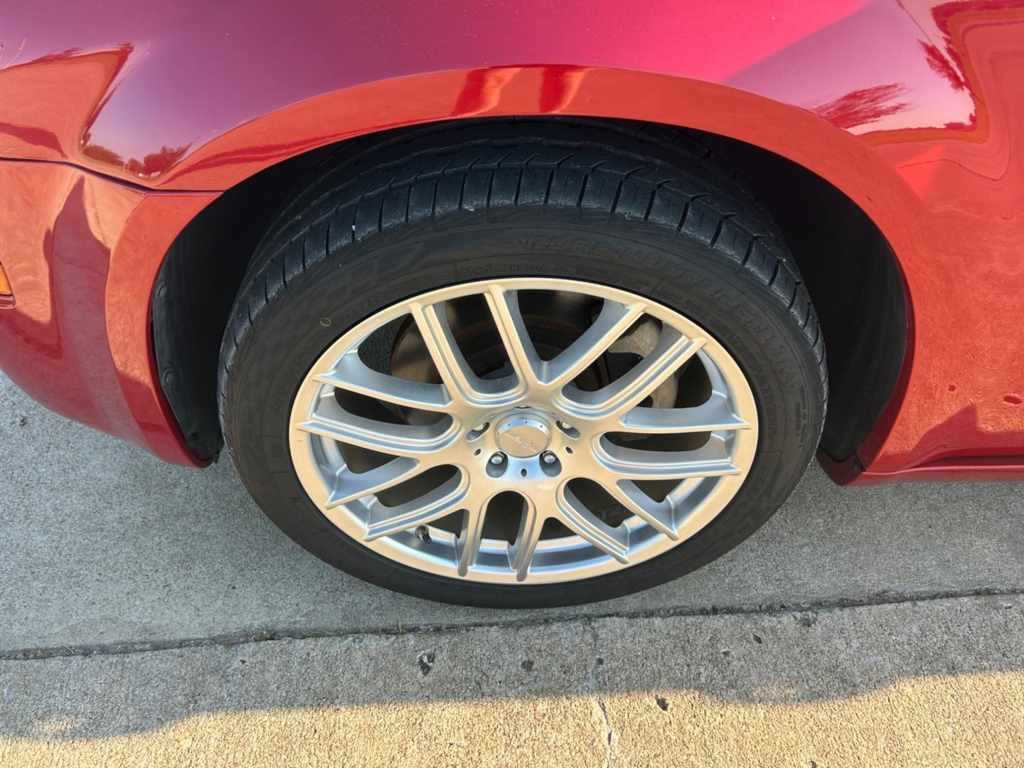 2007 RED Chrysler 300 C (2C3KA63H07H) with an 5.7L V8 OHV 16V engine, 5-Speed Automatic Overdrive transmission, located at 17760 Hwy 62, Morris, OK, 74445, (918) 733-4887, 35.609104, -95.877060 - Photo#20