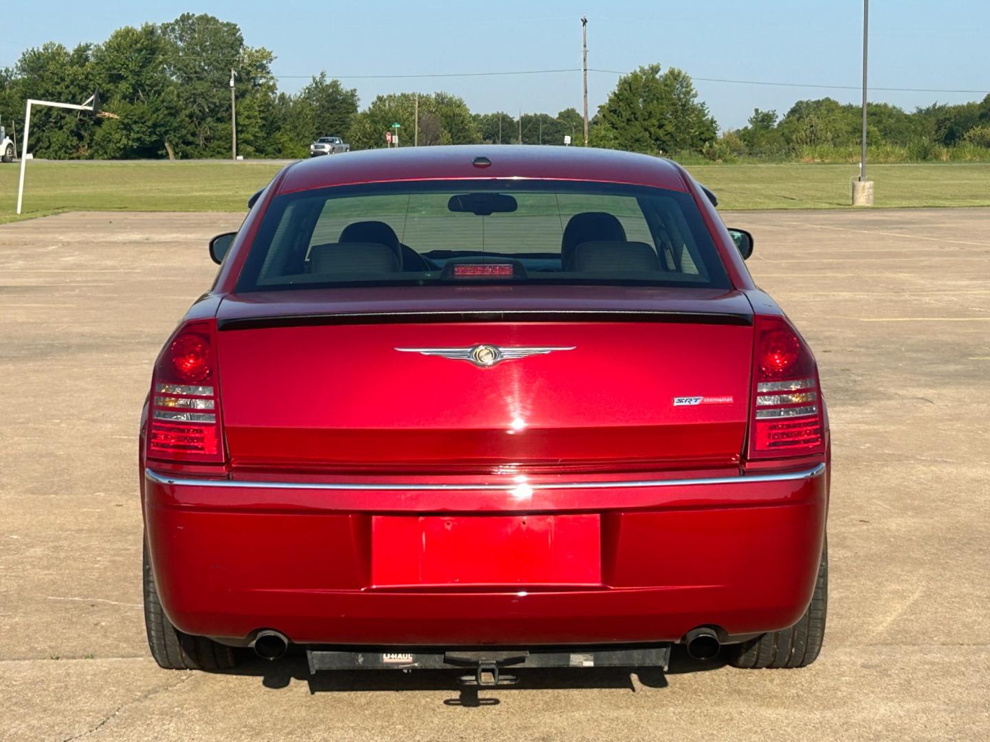 2007 RED Chrysler 300 C (2C3KA63H07H) with an 5.7L V8 OHV 16V engine, 5-Speed Automatic Overdrive transmission, located at 17760 Hwy 62, Morris, OK, 74445, (918) 733-4887, 35.609104, -95.877060 - Photo#5