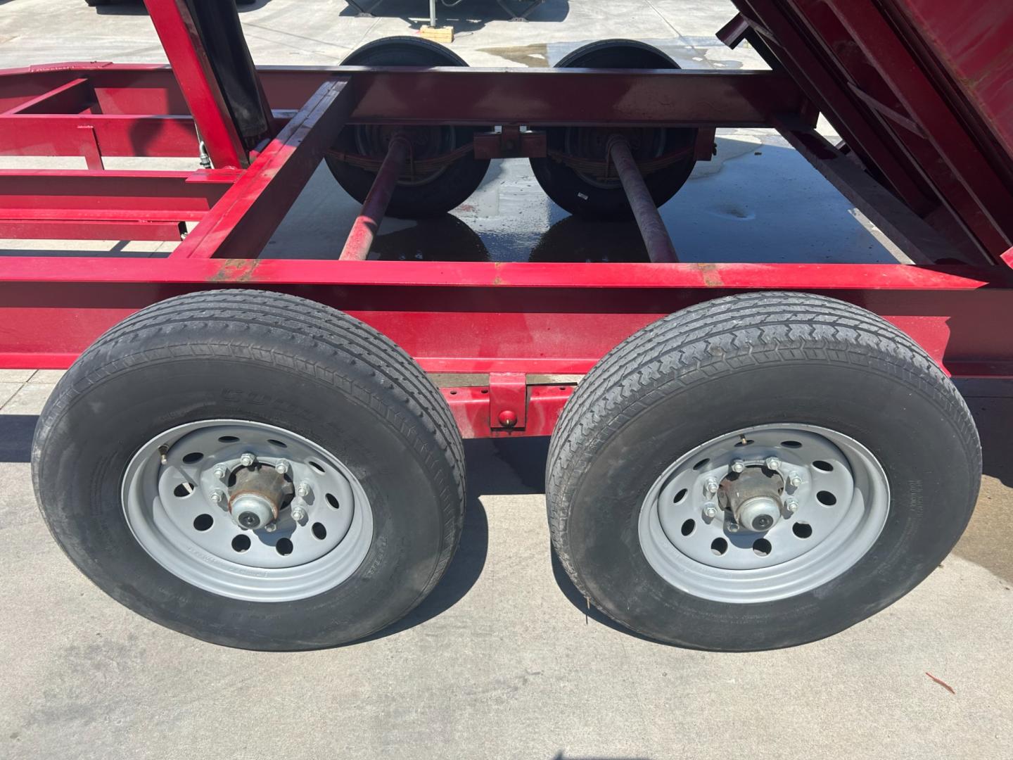 2022 RED EAST TEXAS TRAILER DUMPBED (58SBD1420NE) , located at 17760 Hwy 62, Morris, OK, 74445, 35.609104, -95.877060 - 2022 SILVERLINE TRAILER 83X14 FEATURES 2 7,000 LB DEXTER SPRING AXLES, 2 ELEC FSA BRAKES, COUPLER 2-5/16" ADJUSTABLE (6 HOLE), DIAMOND PLATE FENDERS, 16" CROSS-MEMBERS, 48" DUMP SIDES, 48" 3 WAY GATE, MESH ROLL TARP SYSTEM, JACK SPRING LOADED DROP LEG, 4 3'' D-RINGS, TOOL BOX IN TONGUE, SCISSOR HOIS - Photo#10