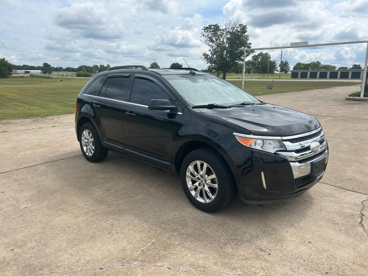 2013 BLACK Ford Edge Limited FWD (2FMDK3KC9DB) with an 3.5L V6 DOHC 24V engine, 6-Speed Automatic transmission, located at 17760 Hwy 62, Morris, OK, 74445, (918) 733-4887, 35.609104, -95.877060 - Photo#2