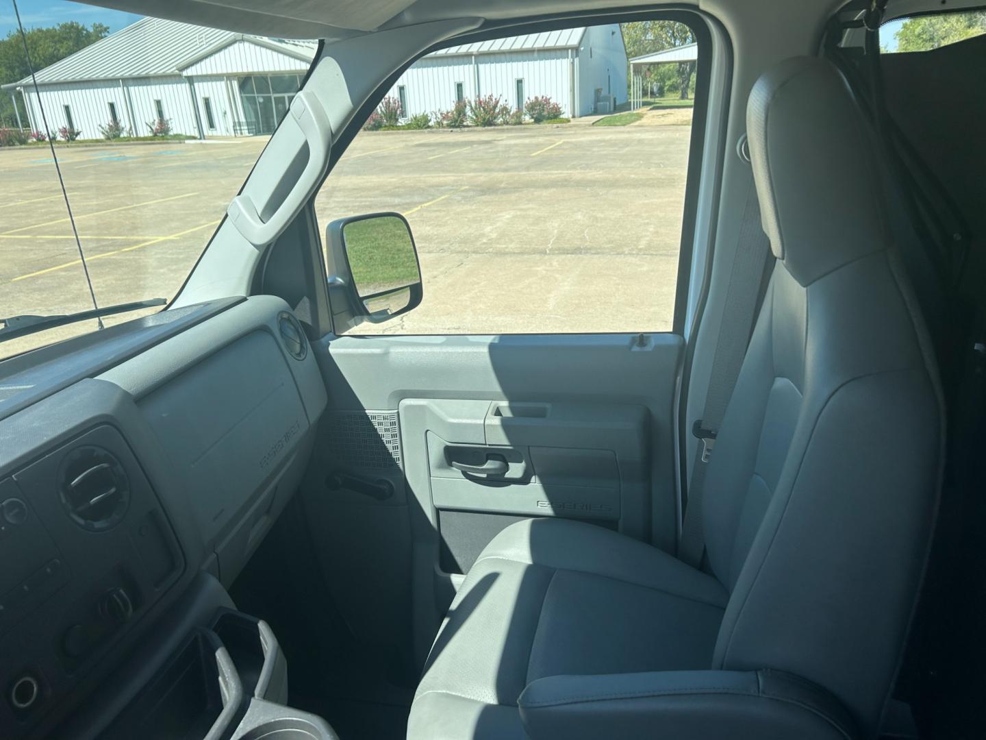 2010 White Ford E-Series Van E-250 (1FTNE2EL9AD) with an 5.4L V8 SOHC 16V engine, 4-Speed Automatic transmission, located at 17760 Hwy 62, Morris, OK, 74445, (918) 733-4887, 35.609104, -95.877060 - Photo#9