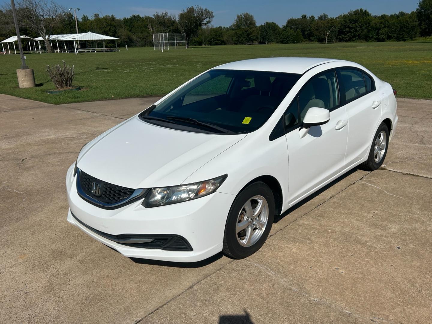 2013 White Honda Civic CNG Sedan 5-Speed AT (19XFB5F54DE) with an 1.8L L4 SOHC 16V CNG engine, 5A transmission, located at 17760 Hwy 62, Morris, OK, 74445, (918) 733-4887, 35.609104, -95.877060 - Photo#0