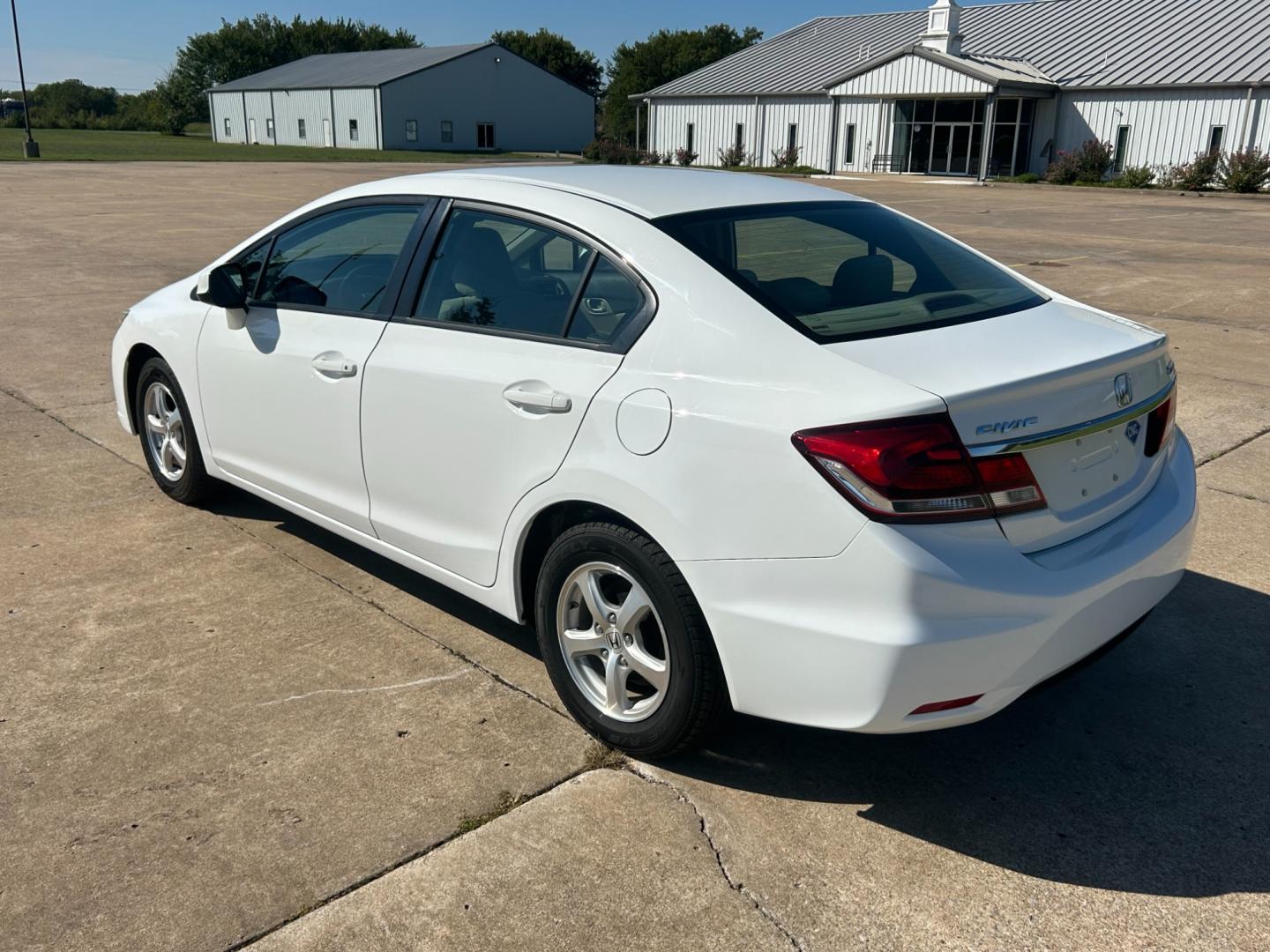 2013 White Honda Civic CNG Sedan 5-Speed AT (19XFB5F54DE) with an 1.8L L4 SOHC 16V CNG engine, 5A transmission, located at 17760 Hwy 62, Morris, OK, 74445, (918) 733-4887, 35.609104, -95.877060 - Photo#6