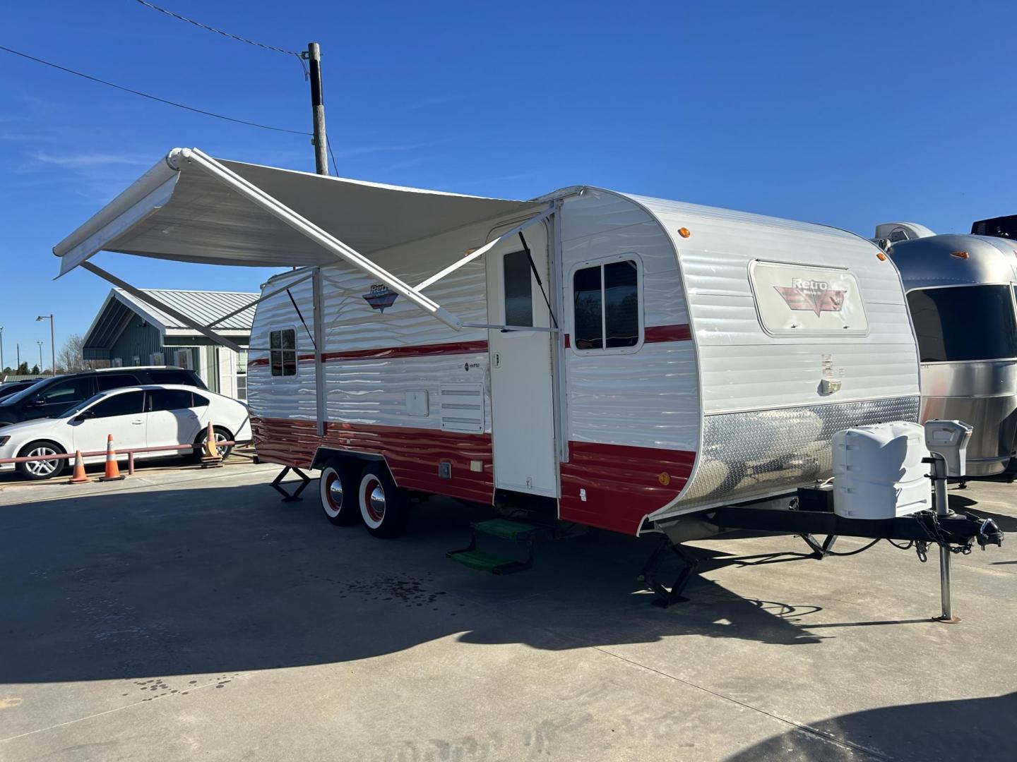 2017 RED Riverside RV 199FK 199FK (59CCC3425HL) , located at 17760 Hwy 62, Morris, OK, 74445, 35.609104, -95.877060 - Photo#0