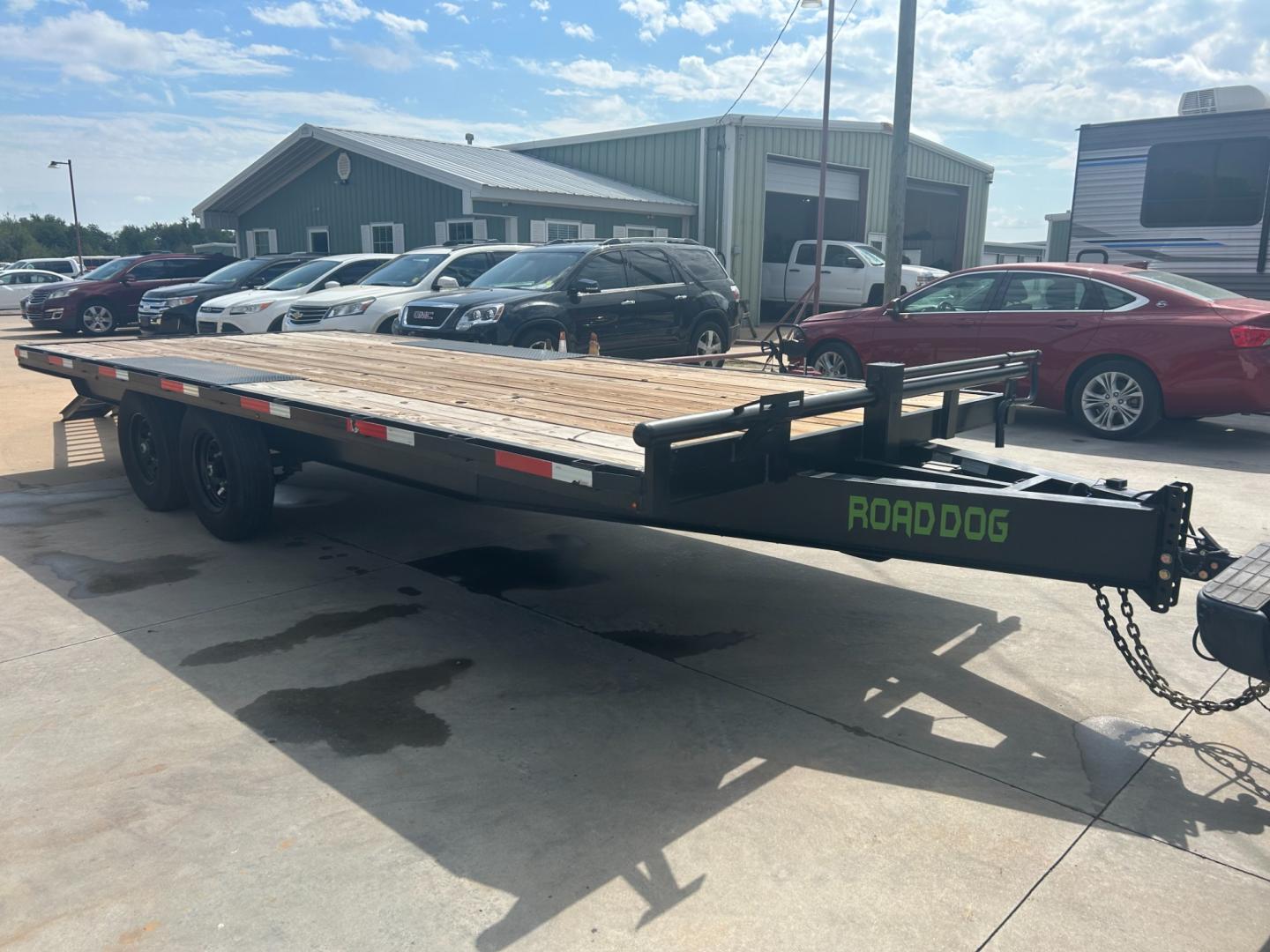 2022 BLACK ROADDOG UTILITY TRAILER (7TCR7CJ24NR) , located at 17760 Hwy 62, Morris, OK, 74445, 35.609104, -95.877060 - Photo#1