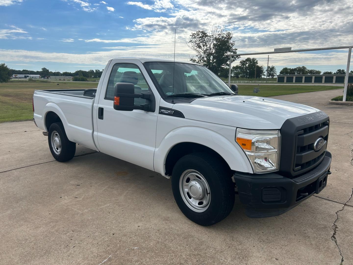 2013 White Ford F-250 SD XL 2WD (1FTBF2A67DE) with an 6.2L V8 OHV 16V engine, 6-Speed Automatic transmission, located at 17760 Hwy 62, Morris, OK, 74445, (918) 733-4887, 35.609104, -95.877060 - Photo#2