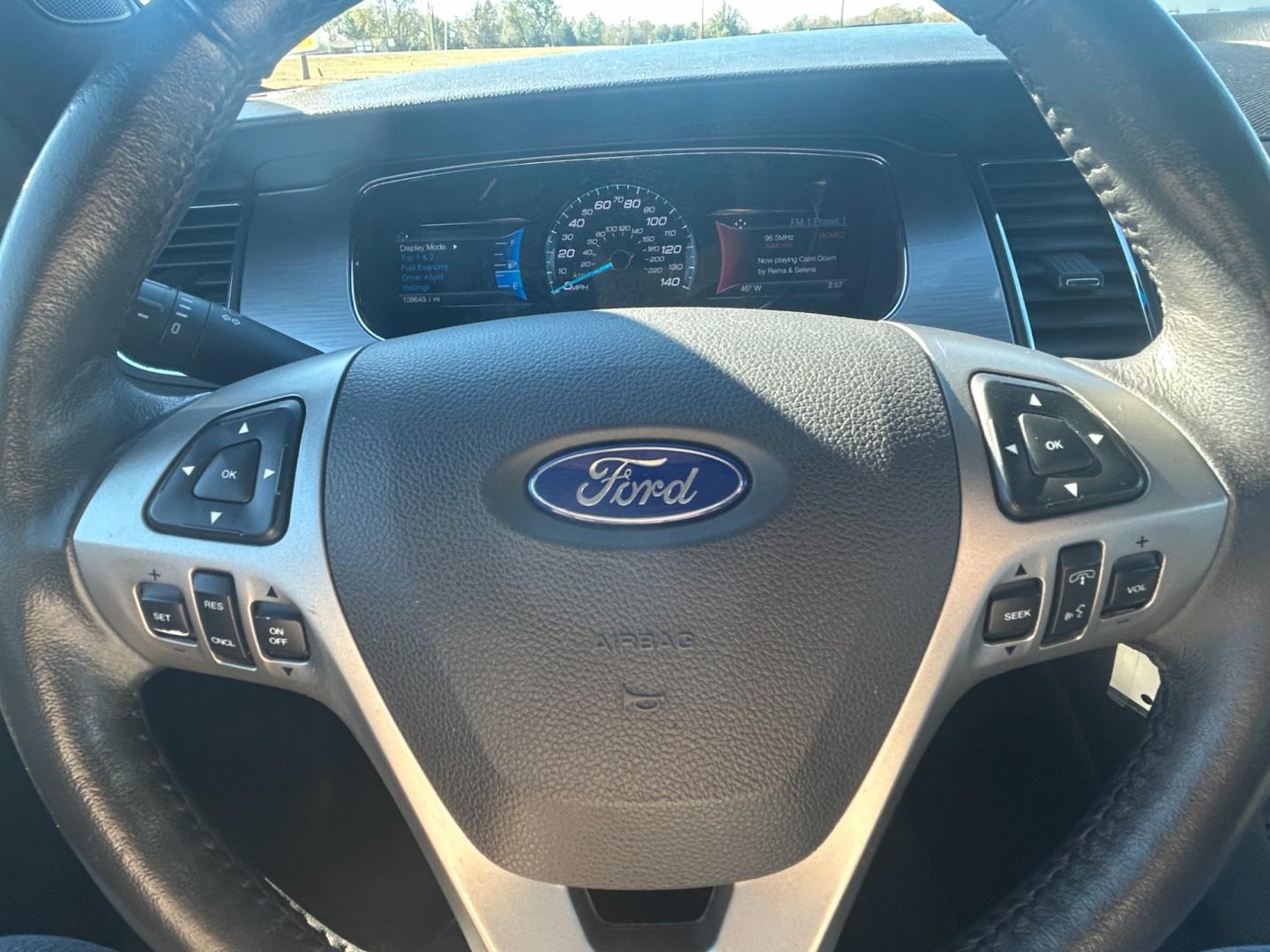 2014 GRAY Ford Taurus SEL FWD (1FAHP2E81EG) with an 3.5L V6 DOHC 24V engine, 6-Speed Automatic transmission, located at 17760 Hwy 62, Morris, OK, 74445, (918) 733-4887, 35.609104, -95.877060 - Photo#20