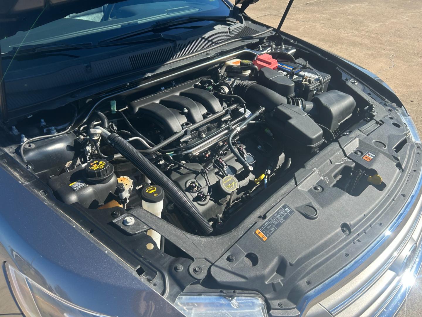 2014 GRAY Ford Taurus SEL FWD (1FAHP2E81EG) with an 3.5L V6 DOHC 24V engine, 6-Speed Automatic transmission, located at 17760 Hwy 62, Morris, OK, 74445, (918) 733-4887, 35.609104, -95.877060 - Photo#14