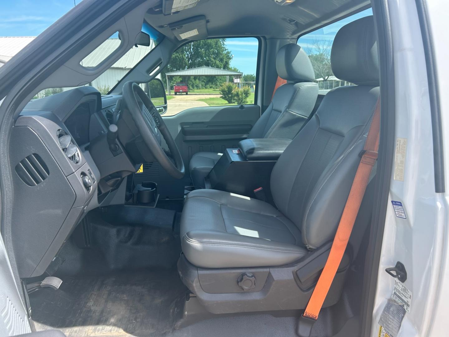 2013 White /GRAY Ford F250 SUPER DUTY 2WD (1FTB2A66DEB) with an 6.2L V8 engine, AUTOMATIC transmission, located at 17760 Hwy 62, Morris, OK, 74445, (918) 733-4887, 35.609104, -95.877060 - 2013 F250 SUPER DUTY IS A DEDICATED CNG. THIS TRUCK HAS A 6.2L V8 ENGINE, FEATURES MANUAL SEAT, MANUAL WINDOWS, MANUAL LOCKS, MANUAL MIRRORS, AM FM RADIO, FACTORY TRAILER BREAKS, TRACTION CONTROL, AND TRAILER HITCH. CLEAN TITLE, 73,260 MILES, FIRESTONE 245/75R17 TIRES. $12,900 CALL RUSS OR JONA AT - Photo#8