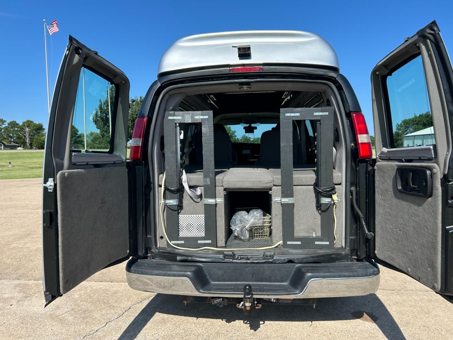 2013 Silver /Gray GMC Savana CNG (1GTW7FFBXD1) with an 6.0L V8 OHV 16V CNG engine, AUTOMATIC transmission, located at 17760 Hwy 62, Morris, OK, 74445, (918) 733-4887, 35.609104, -95.877060 - 2013 GMC SAVANA CONVERSION VAN DEDICATED CNG (ONLY RUNS ON COMPRESSED NATURAL GAS) IT HAS THE 6.0L V8 ENGINE AND RWD. IT FEATURES POWER WINDOWS, POWER MIRRORS, POWER LOCKS, POWER SEATS, AMFM AND SIRIUS RADIO, CD/DVD PLAYER, NAVIGATION, ON STAR, BACKUP CAMERA, A/C, CLOTH INTERIOR, CRUISE CONTROL, TR - Photo#19