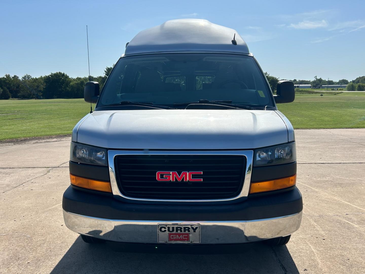 2013 Silver /Gray GMC Savana CNG (1GTW7FFBXD1) with an 6.0L V8 OHV 16V CNG engine, AUTOMATIC transmission, located at 17760 Hwy 62, Morris, OK, 74445, (918) 733-4887, 35.609104, -95.877060 - Photo#1