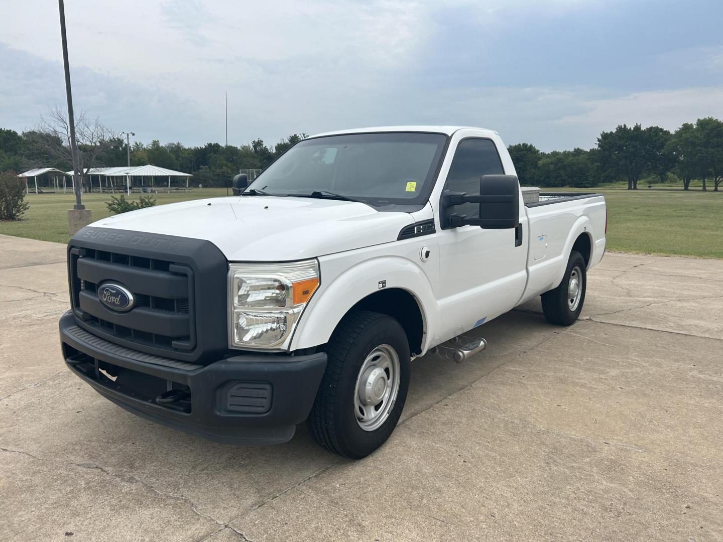 2013 White /Gray Ford F-250 SD XL 2WD (1FTBF2A69DE) with an 6.2L V8 OHV 16V engine, 6-Speed Automatic transmission, located at 17760 Hwy 62, Morris, OK, 74445, (918) 733-4887, 35.609104, -95.877060 - Photo#0