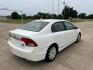 2009 /Gray Honda Civic GX 5-Speed AT (1HGFA46549L) with an 1.8L L4 SOHC 16V CNG engine, 5-Speed Automatic transmission, located at 17760 Hwy 62, Morris, OK, 74445, (918) 733-4887, 35.609104, -95.877060 - 2009 HONDA CIVIC 1.8L FWD DEDICATED CNG (COMPRESSED NATURAL GAS) VEHICLE. FEATURES REMOTE KEYLESS ENTRY, POWER LOCKS, POWER WINDOWS, POWER MIRRORS, MANUEL SEATS, AM/FM RADIO, CD PLAYER, USB, AUX, CRUISE CONTROL, TRACTION CONTROL, CLOTH SEATS, 195/65R15 TIRES. ONLY 135,036 MILES AND HAS A CLEAN TITL - Photo#3