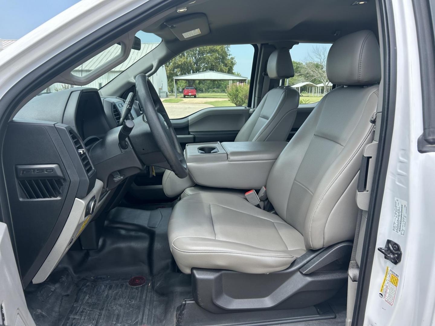 2018 /Gray Ford F-150 Lariat SuperCab 6.5-ft. 4WD (1FTFX1E5XJK) with an 5.0L V8 OHV 16V engine, 6A transmission, located at 17760 Hwy 62, Morris, OK, 74445, (918) 733-4887, 35.609104, -95.877060 - 2018 FORD F150 HAS A 5.0L V8 ENGINE AND IS 4WD. FEATURES KEYLESS ENTERY, LEATHER INTERIOR, POWER WINDOWS, POWER LOCKS, POWER MIRRORS, AM/FM RADIO, A/C, TRACTION CONTROL, AUXILIARY PORT, BACKUP CAMERA, TILT STEERING WHEEL, BED COVER, AND BED LINER. EQUIPPED WITH A BI-FUEL CNG FUEL SYSTEM. IT RUNS ON - Photo#8