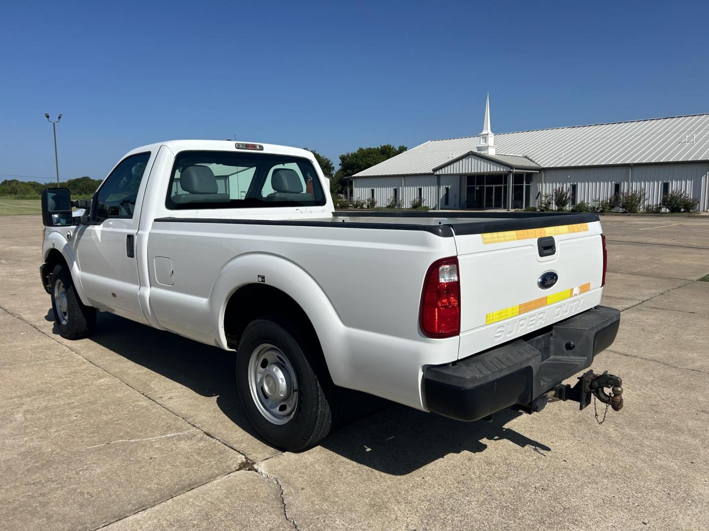 2013 /Gray Ford F-250 SD XL 2WD (1FTBF2A61DE) with an 6.2L V8 OHV 16V engine, 6-Speed Automatic transmission, located at 17760 Hwy 62, Morris, OK, 74445, (918) 733-4887, 35.609104, -95.877060 - 2013 F250 SUPER DUTY IS A DEDICATED CNG (ONLY RUNS ON COMPRESSED NATURAL GAS). THIS TRUCK HAS A 6.2L V8 ENGINE, FEATURES MANUAL SEAT, MANUAL WINDOWS, MANUAL LOCKS, MANUAL MIRRORS, AM FM RADIO, FACTORY TRAILER BREAKS, TRACTION CONTROL, AND TRAILER HITCH. A PREMIER ALTERNATIVE FUEL CONVERSION THAT IS - Photo#7