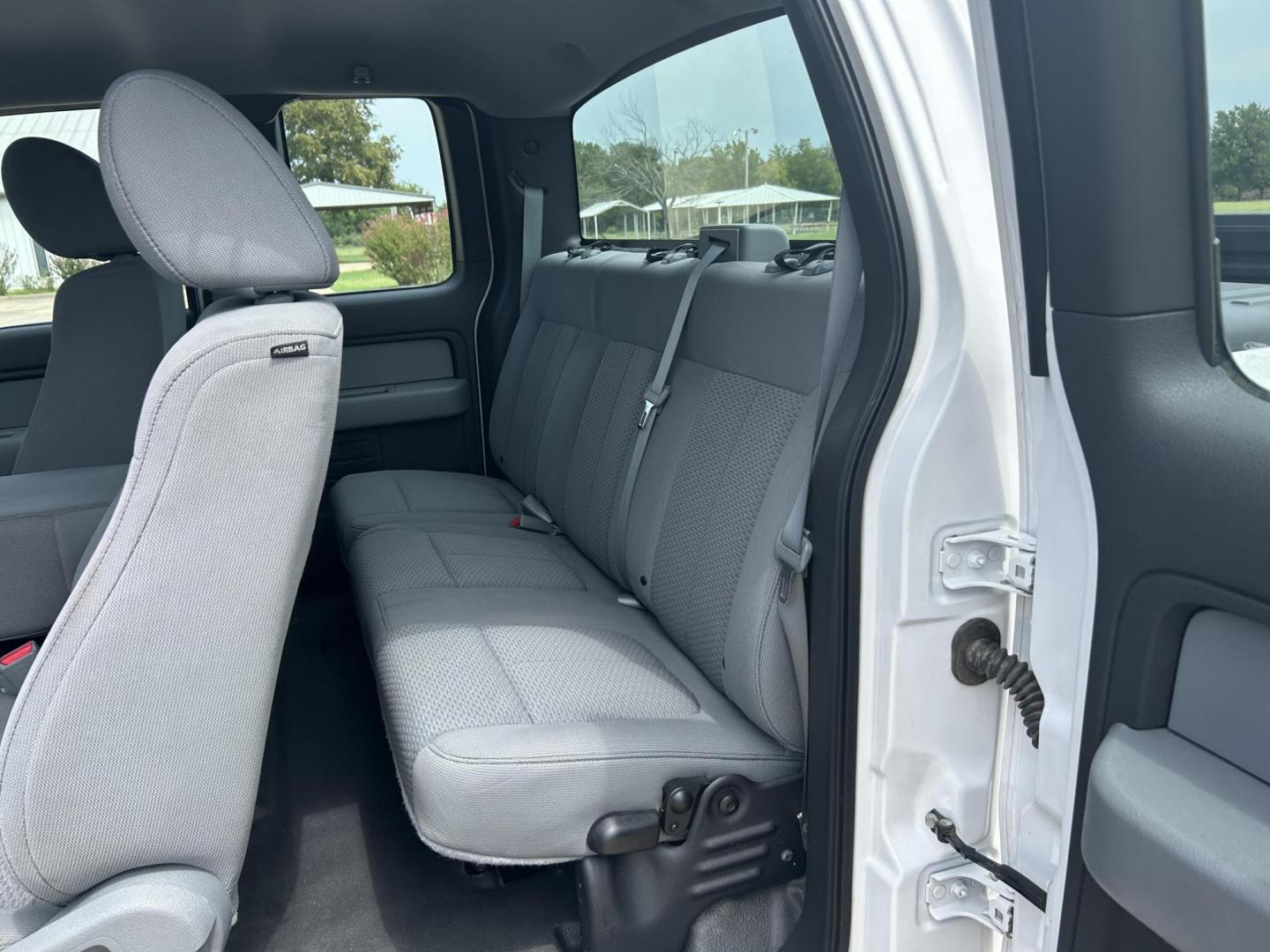 2014 White /Gray Ford F-150 XLT SuperCab 8-ft. Bed 2WD (1FTEX1CMXEK) with an 3.7L V6 DOHC 24V engine, 6-Speed Automatic transmission, located at 17760 Hwy 62, Morris, OK, 74445, (918) 733-4887, 35.609104, -95.877060 - Photo#16