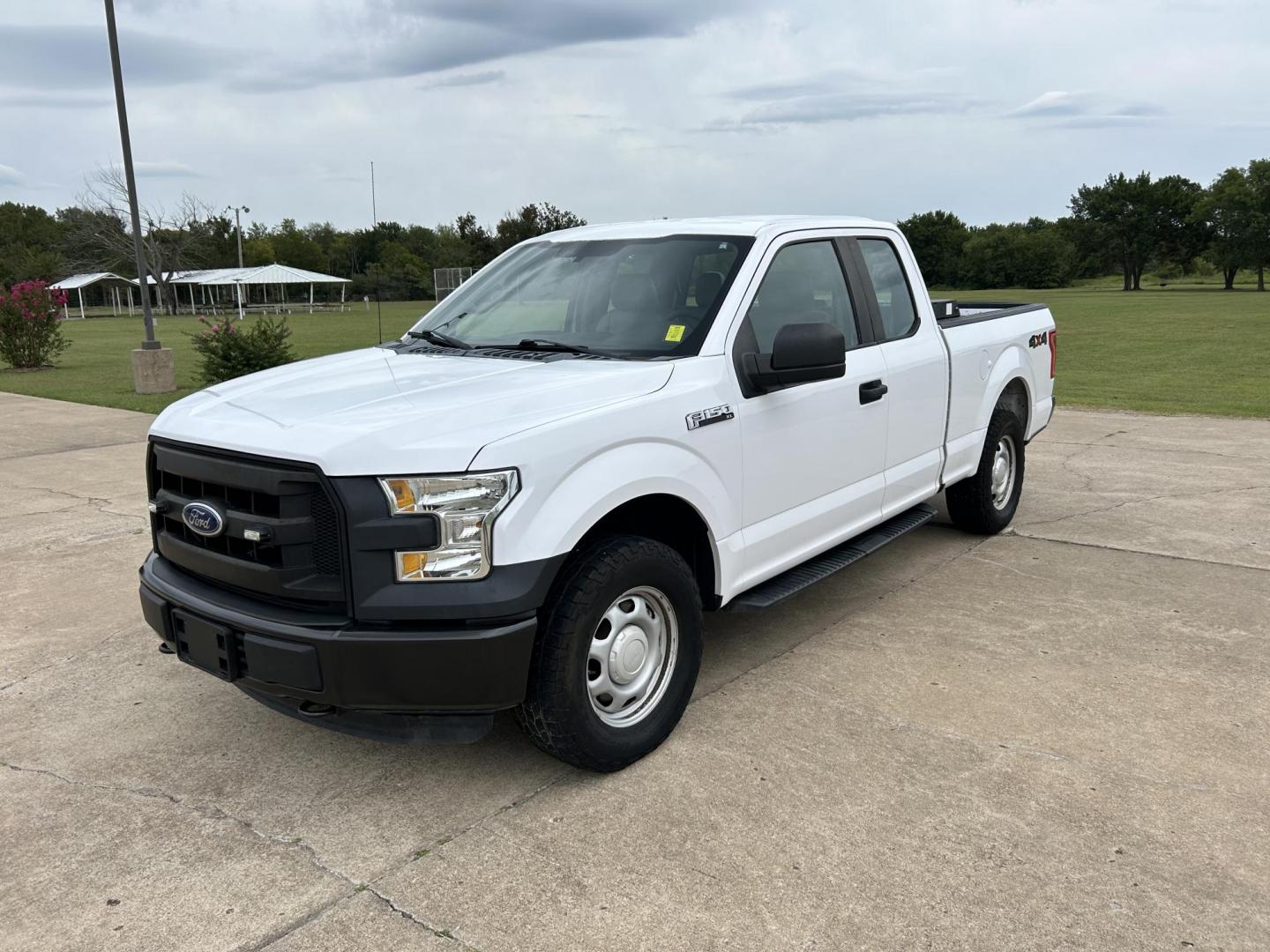 2016 /Gray Ford F-150 SuperCab 8-ft. 4WD (1FTFX1EF4GK) with an 5.0L V8 engine, 6A transmission, located at 17760 Hwy 62, Morris, OK, 74445, (918) 733-4887, 35.609104, -95.877060 - 2016 FORD F150 HAS A 5.0L V8 ENGINE AND IS 4WD. FEATURES KEYLESS ENTERY, LEATHER INTERIOR, POWER WINDOWS, POWER LOCKS, POWER MIRRORS, AM/FM RADIO, A/C, TRACTION CONTROL, AUXILIARY PORT, BACKUP CAMERA, TILT STEERING WHEEL. EQUIPPED WITH A BI-FUEL CNG FUEL SYSTEM. IT RUNS ON COMPRESSED NATURAL GAS OR - Photo#0