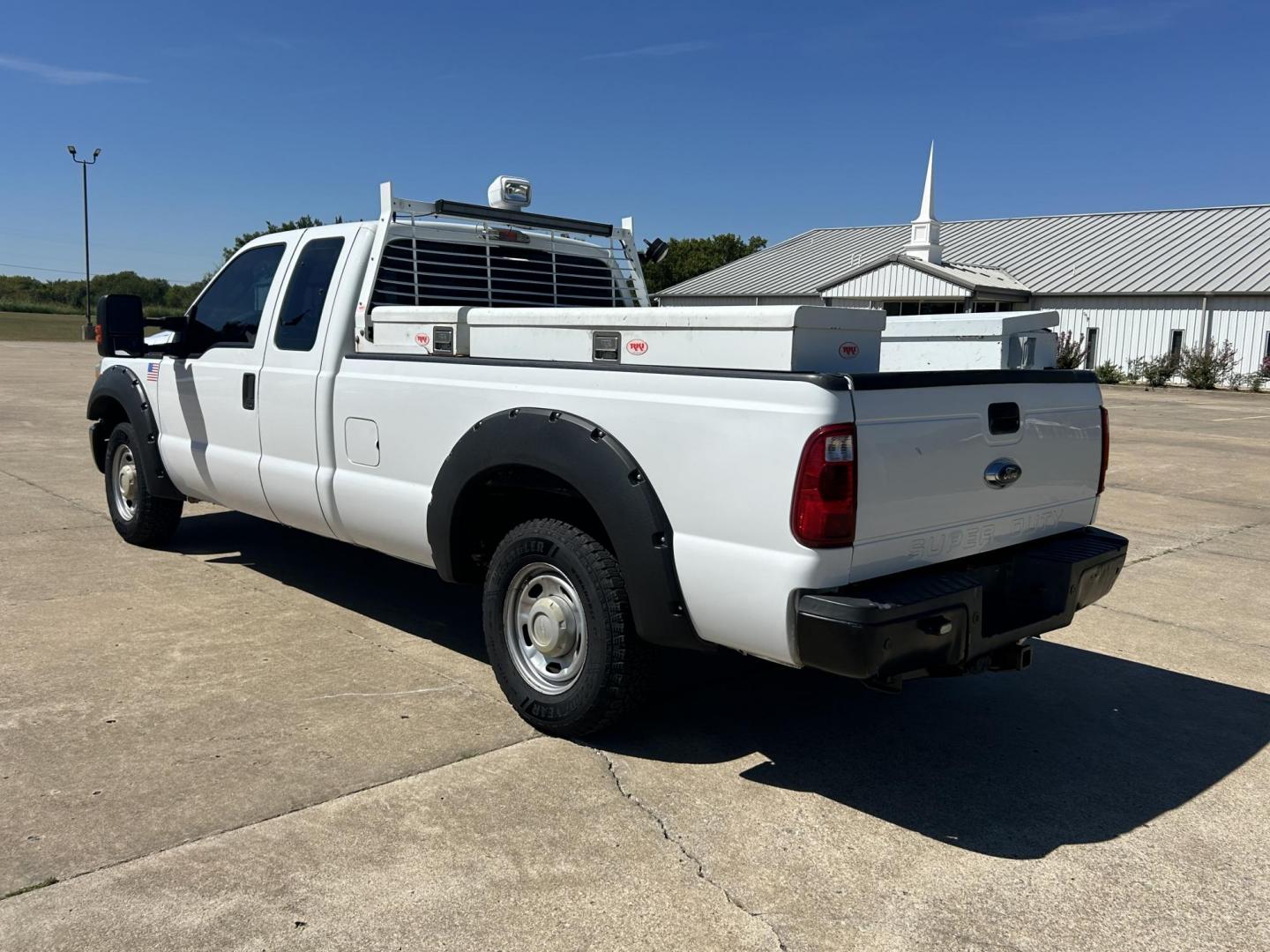 2015 White /Gray Ford F-250 SD SuperCab 2WD (1FT7X2A63FE) with an 6.2L V8 OHV 16V engine, 6-Speed Automatic transmission, located at 17760 Hwy 62, Morris, OK, 74445, (918) 733-4887, 35.609104, -95.877060 - 2015 F250 SUPER DUTY IS A BI-FUEL SYSTEM THAT RUNS ON CNG OR GASOLINE. THIS TRUCK HAS A 6.2L V8 ENGINE, FEATURES MANUAL SEAT, POWER WINDOWS, POWER LOCKS, POWER MIRRORS, AM FM RADIO, TRACTION CONTROL, AND TRAILER HITCH. A PREMIER ALTERNATIVE FUEL CONVERSION THAT IS EPA APPROVED. EXTREMELY CLEAN-BURNI - Photo#8