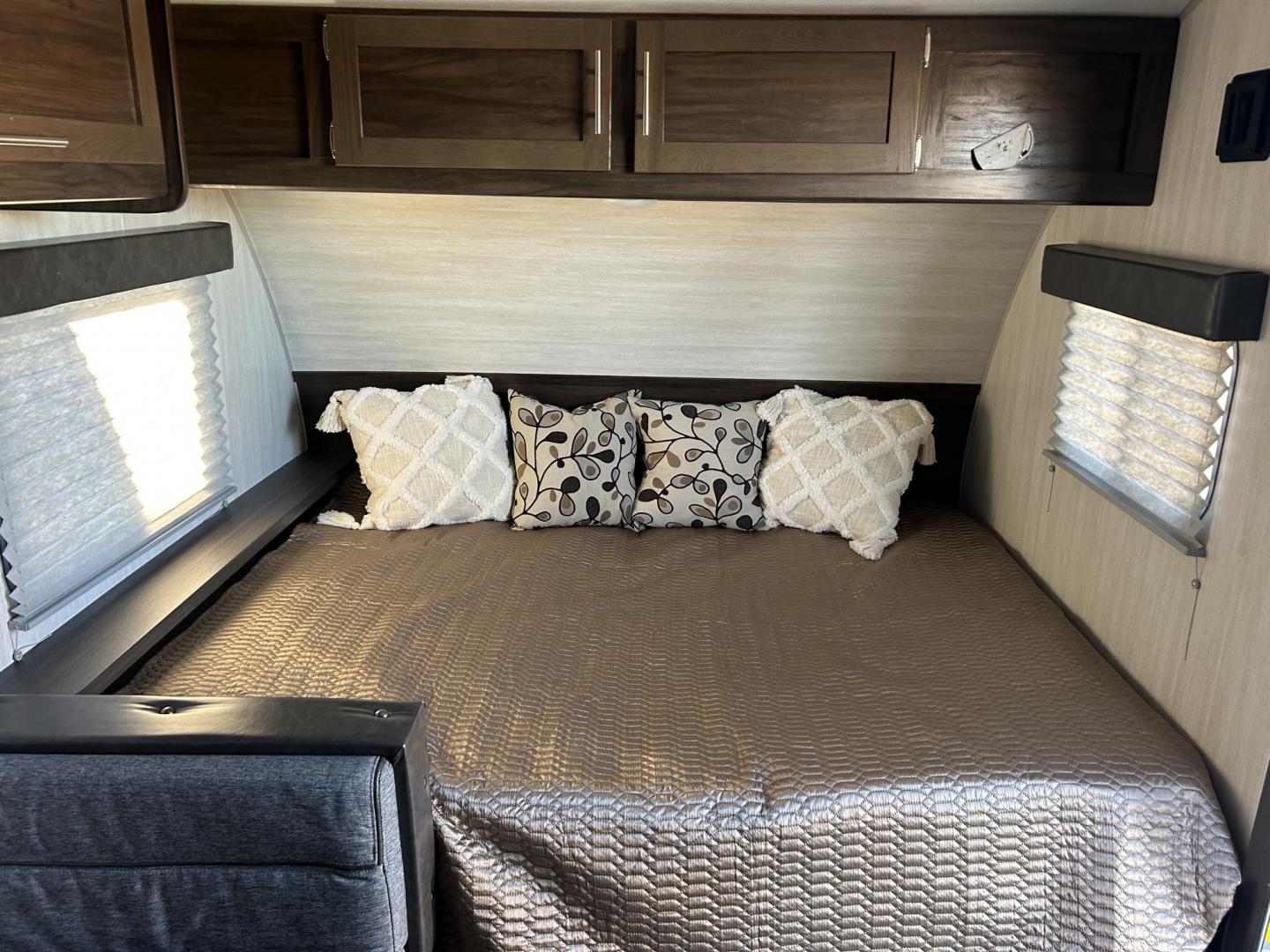 2019 Silver /TAN Forest River Cherokee 16BHS (5ZT2CKEC3KY) , located at 17760 Hwy 62, Morris, OK, 74445, 35.609104, -95.877060 - WE HAVE THE PREFECT GETAWAY CAMPER FOR YOU AND YOUR FAMILY. A 2019 FOREST RIVER WILDWOOD WOLFPUP OVERALL 22FT. IT FEATURES 10FT POWER AWNING, MANUAL JACKS, AMFM RADIO,OUTSIDE SHOWER, OUTSIDE STORAGEEMERGENCY DOOR. IN THE FRONT YOU HAVE A QUEEN SIZED BED WITH STORAGE UNDERNEATH, OVERHEAD STORAGE, IN - Photo#13