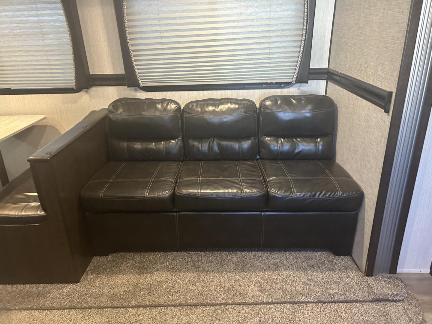 2021 Silver /TAN Breckenridge PIONEER BH270 (5SFPB3222ME) , located at 17760 Hwy 62, Morris, OK, 74445, 35.609104, -95.877060 - THIS IS THE PERFECT FAMILY FRIENDLY CAMPER FOR YOU! THIS 2021 BRECKENRIDGE PIONEER IS 32FT OVERALL WITH A 14FT POWER AWNING. IN THE FRONT YOU HAVE YOUR MASTER BEDROOM WITH QUEEN SIZE BED, OVERHEAD STORAGE AND STORAGE UNDER THE BED, 2 WARDROBE CLOSETS, IN THE MIDDLE IS YOUR LIVING / KITCHEN AREA, ENT - Photo#14