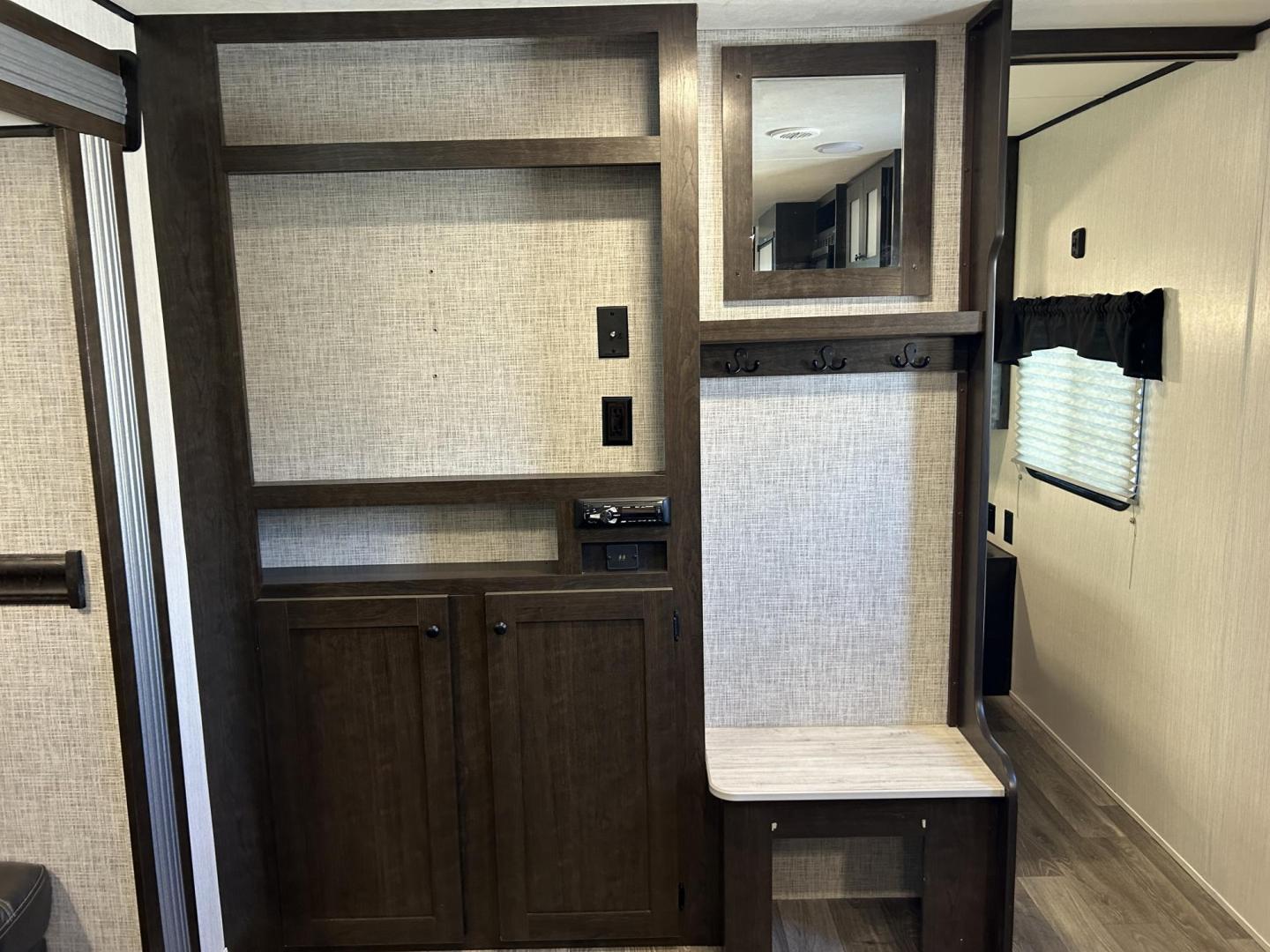 2021 Silver /TAN Breckenridge PIONEER BH270 (5SFPB3222ME) , located at 17760 Hwy 62, Morris, OK, 74445, 35.609104, -95.877060 - THIS IS THE PERFECT FAMILY FRIENDLY CAMPER FOR YOU! THIS 2021 BRECKENRIDGE PIONEER IS 32FT OVERALL WITH A 14FT POWER AWNING. IN THE FRONT YOU HAVE YOUR MASTER BEDROOM WITH QUEEN SIZE BED, OVERHEAD STORAGE AND STORAGE UNDER THE BED, 2 WARDROBE CLOSETS, IN THE MIDDLE IS YOUR LIVING / KITCHEN AREA, ENT - Photo#22