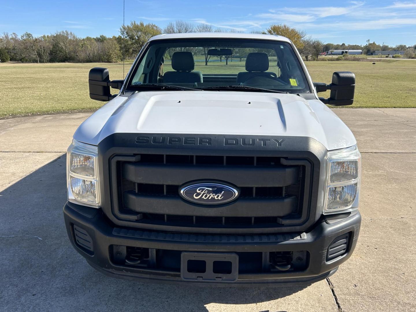 2013 White /Gray Ford F-250 SD 2WD (1FTBF2A6XDE) with an 6.2L V8 OHV 16V engine, 6-Speed Automatic transmission, located at 17760 Hwy 62, Morris, OK, 74445, (918) 733-4887, 35.609104, -95.877060 - Photo#2