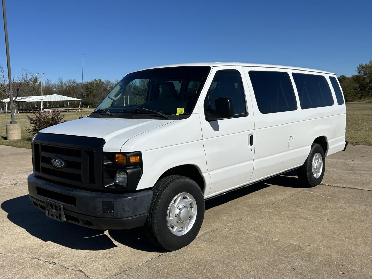 2013 White /Gray Ford E-Series Wagon E-350 XLT Super Duty Extended (1FBSS3BL2DD) with an 5.4L V8 SOHC 16V FFV engine, located at 17760 Hwy 62, Morris, OK, 74445, (918) 733-4887, 35.609104, -95.877060 - 2013 FORD E-350 15 PASSENGER VAN DEDICATED CNG ONLY RUNS ON COMPRESSED NATURAL GAS IT HAS THE 5.4L V8 ENIGINE. IT FEATURES POWER LOCKS, POWER WINDOWS, POWER MIRRORS, LEATHER INTERIOR, AM/FM RADIO, AUXILARY PORT, FRONT AND REAR A/C, TRACTION CONTROL, CRUISE CONTROL, 15 PASSENGER VAN, EQUIPPED WITH I - Photo#1