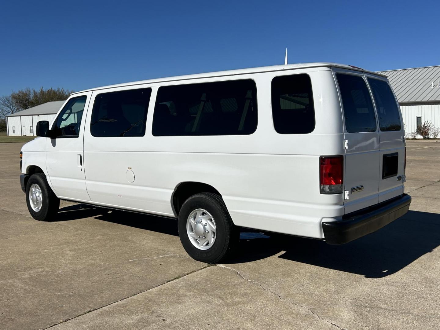 2013 White /Gray Ford E-Series Wagon E-350 XLT Super Duty Extended (1FBSS3BL2DD) with an 5.4L V8 SOHC 16V FFV engine, located at 17760 Hwy 62, Morris, OK, 74445, (918) 733-4887, 35.609104, -95.877060 - 2013 FORD E-350 15 PASSENGER VAN DEDICATED CNG ONLY RUNS ON COMPRESSED NATURAL GAS IT HAS THE 5.4L V8 ENIGINE. IT FEATURES POWER LOCKS, POWER WINDOWS, POWER MIRRORS, LEATHER INTERIOR, AM/FM RADIO, AUXILARY PORT, FRONT AND REAR A/C, TRACTION CONTROL, CRUISE CONTROL, 15 PASSENGER VAN, EQUIPPED WITH I - Photo#6