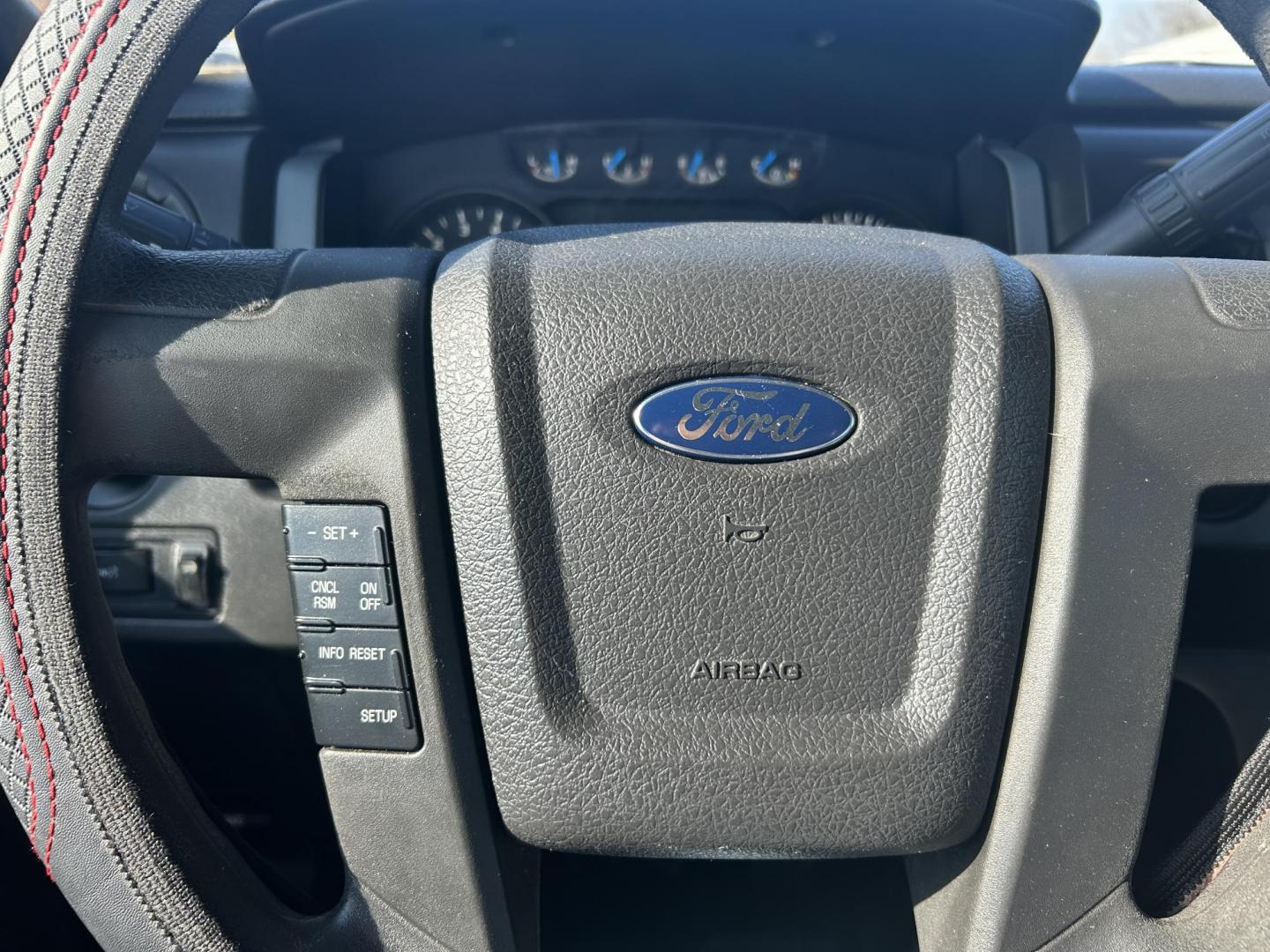 2014 White /Gray Ford F-150 STX 6.5-ft. Bed 2WD (1FTMF1CM8EK) with an 3.7L V6 DOHC 24V engine, 6-Speed Automatic transmission, located at 17760 Hwy 62, Morris, OK, 74445, (918) 733-4887, 35.609104, -95.877060 - 2014 FORD F-150 XL 6.5-ft. BED HAS A 3.7L V6 ENGINGE, 2WD BI-FUEL (RUNS ON BOTH CNG OR GASOLINE) FEATURES MANUAL WINDOWS, MANUAL LOCKS, MANUAL MIRRORS, AM/FM STEREO, LEATHER INTERIOR, CRUISE CONTROL, TRACTION CONTROL, TRACTION CONTROL. IT RUNS ON CNG (COMPRESSED NATURAL GAS) OR GASOLINE. A PREMIER A - Photo#12