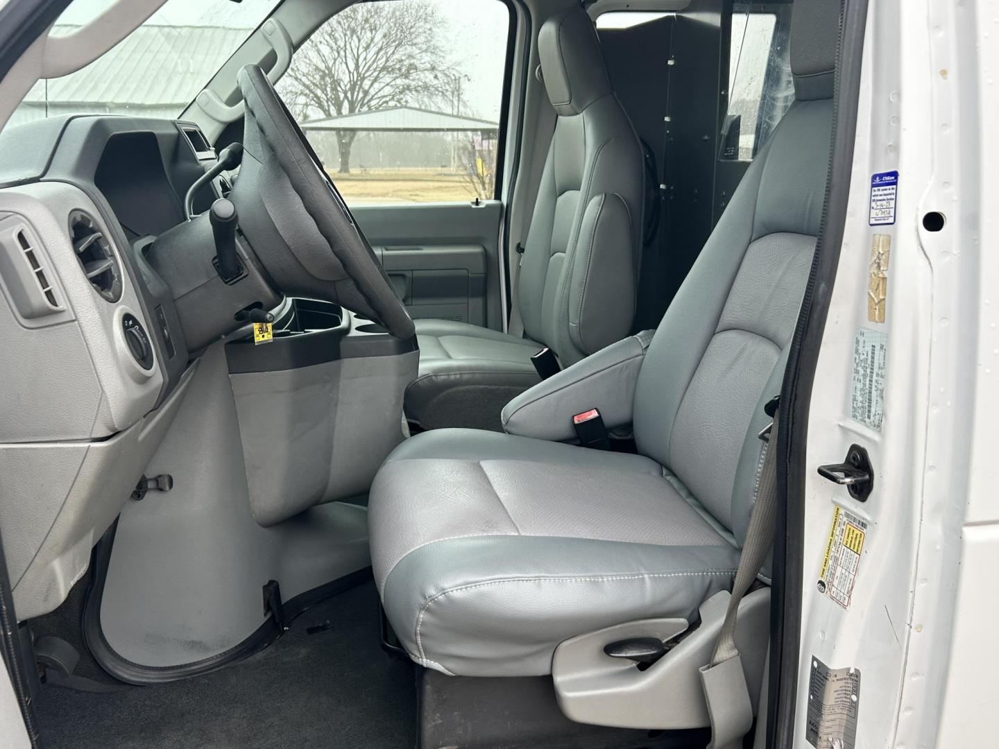 2010 White /Gray Ford E-Series Van E-250 (1FTNE2EL1AD) with an 5.4L V8 SOHC 16V engine, 4-Speed Automatic transmission, located at 17760 Hwy 62, Morris, OK, 74445, (918) 733-4887, 35.609104, -95.877060 - 2010 FORD E-SERIES VAN E-250 5.4 V8 DEDICATED CNG (COMPRESSED NATURAL GAS) DOES NOT RUN ON GASOLINE. FEATURES MANUAL SEATS, MANUAL LOCKS, MANUAL WINDOWS, MANUAL MIRRORS, AM/FM STEREO. IT IS EQUIPPED WITH A CNG FUELING SYSTEM, IT RUNS ON COMPRESSED NATURAL GAS. A PREMIER ALTERNATIVE FUEL THAT IS EXTR - Photo#8