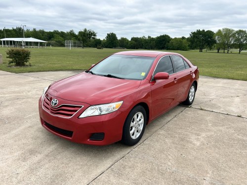 2011 TOYOTA CAMRY LE
