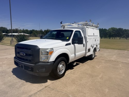 2013 FORD F350 TOOL BED SD 2WD DEDICATED CNG ONLY RUNS ON (COMPRESSED NATURAL GAS) $1090 TAX CREDIT AVAILABLE......SEE HOW OKLAHOMAN