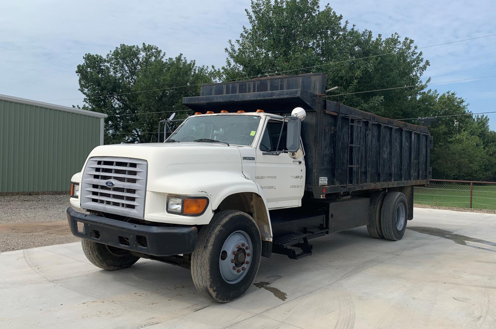 photo of 1998 Ford F800 DUMP TRUCK CUMMINGS IN LINE 6 CYL, FACTORY EQUIPPED DEDICATED CNG ONLY RUNS ON COMPRESSED NATURAL GAS 